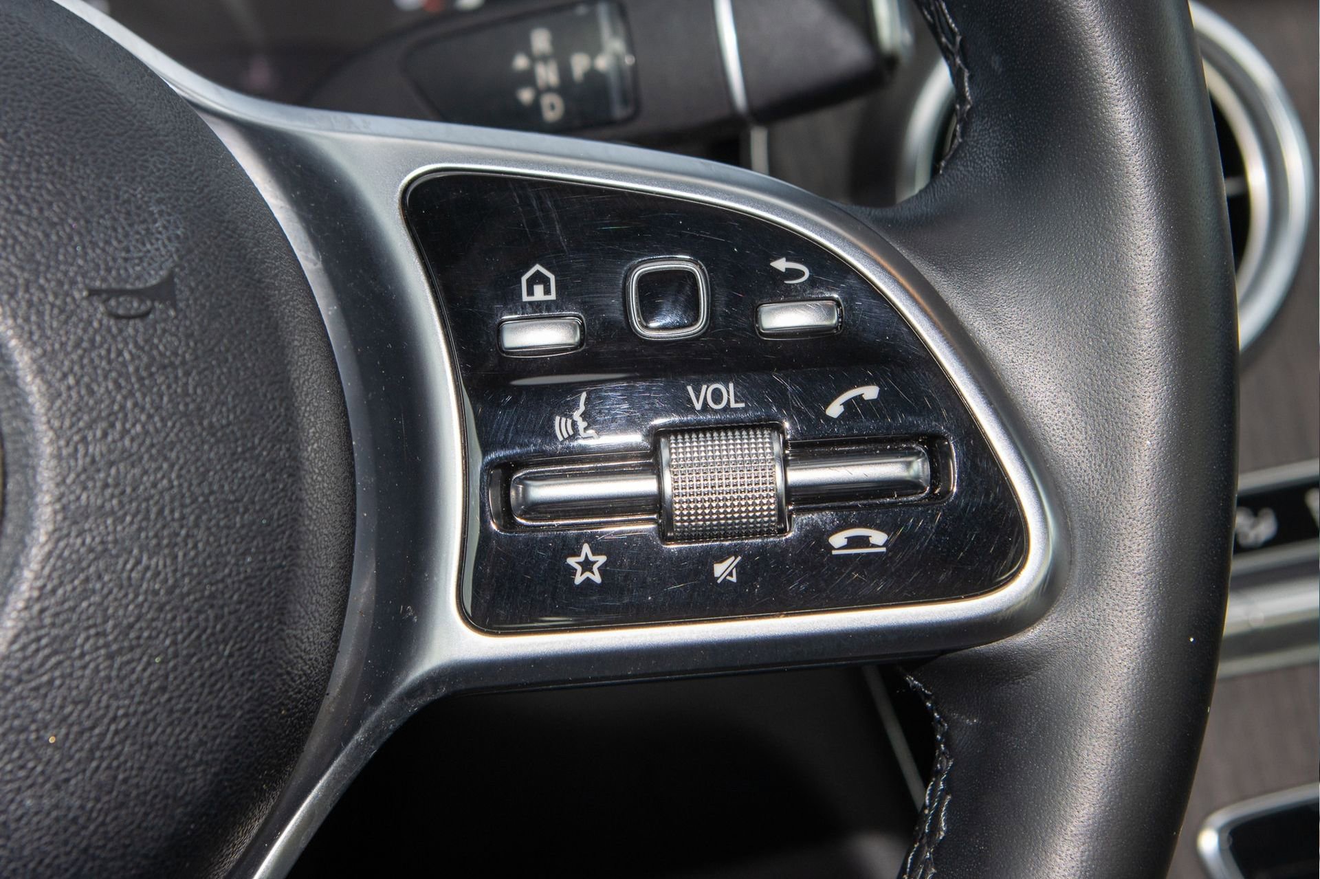 Used 2019 Mercedes-Benz C 300 4MATIC Sedan w/ Premium Package image 27