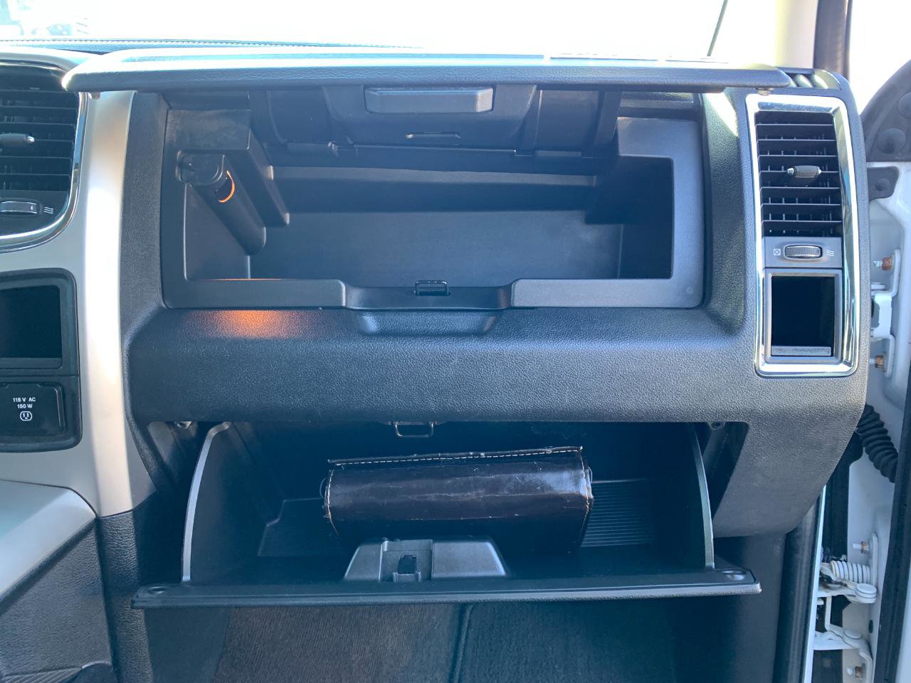 Used 2017 RAM 1500 Laramie w/ Convenience Group image 43