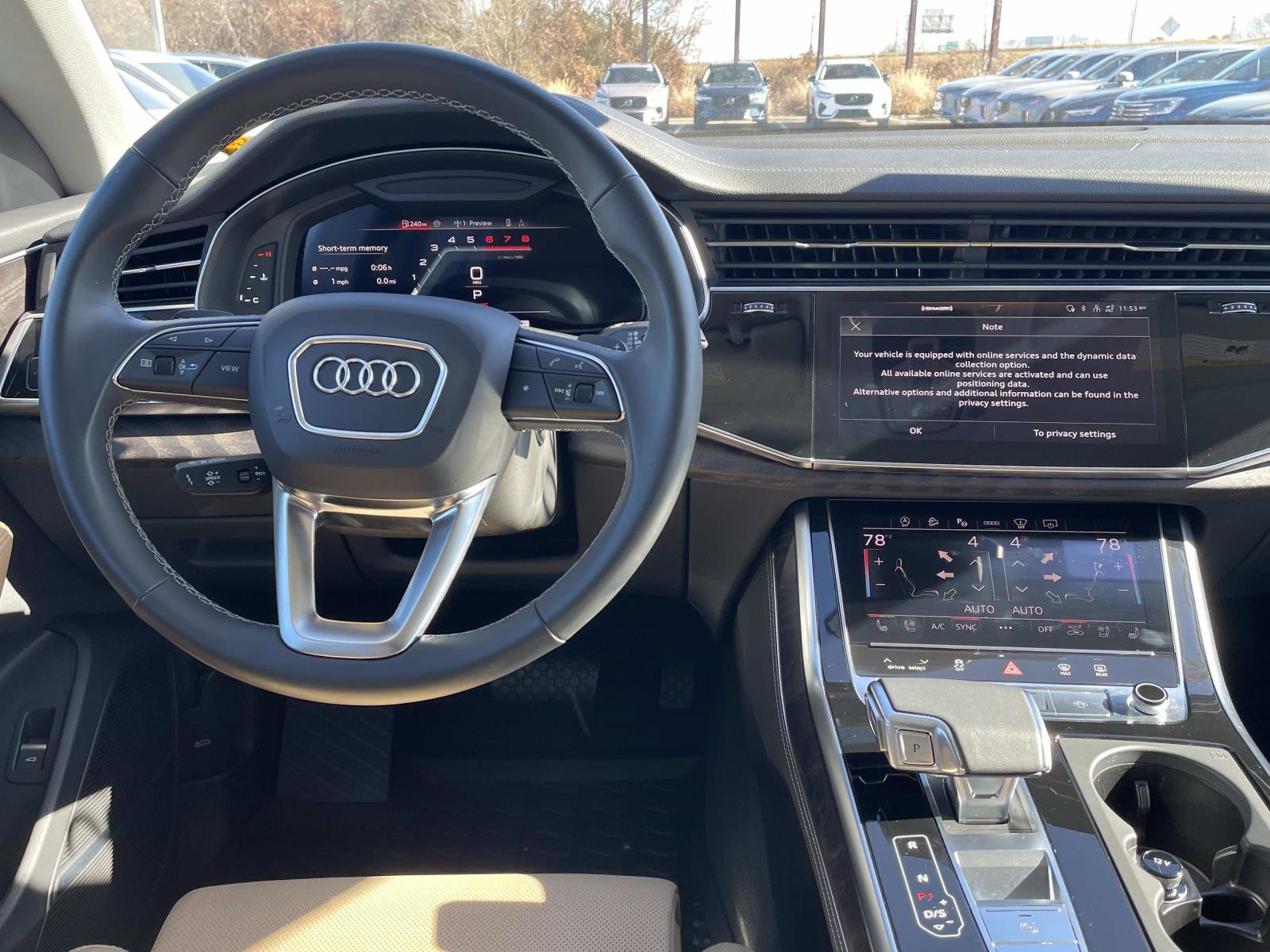 Used 2025 Audi Q8 Prestige w/ Prestige Package image 15