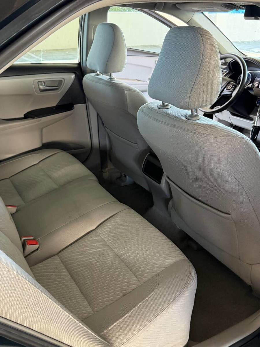 Used 2017 Toyota Camry XLE image 24