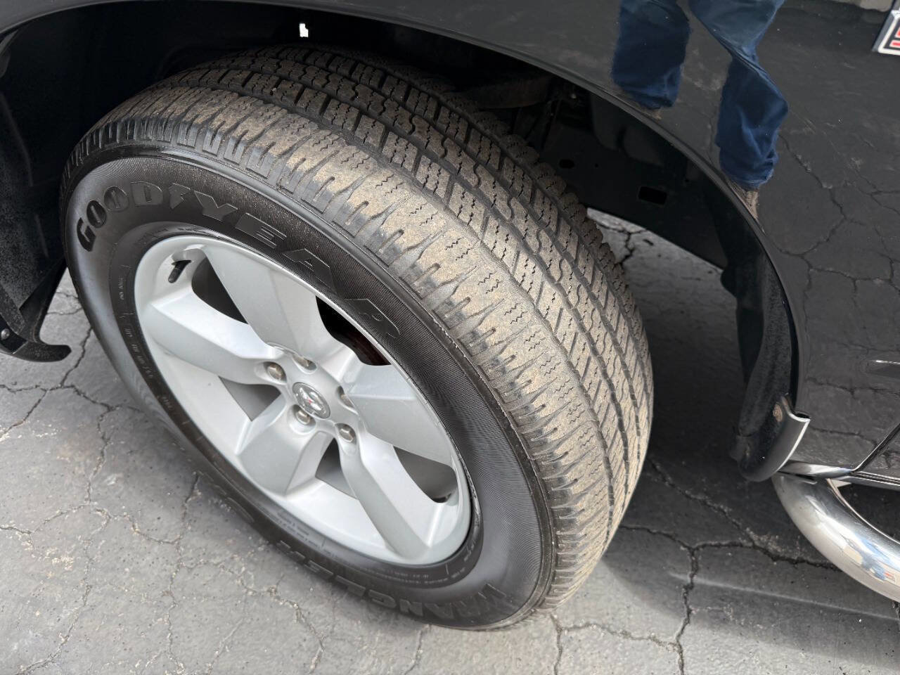 Used 2013 RAM 1500 Express AWD/4WD image 26