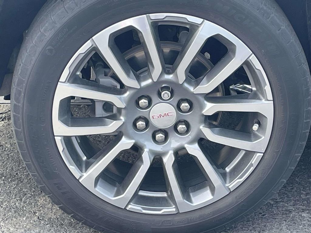 Used 2021 GMC Acadia Denali image 13