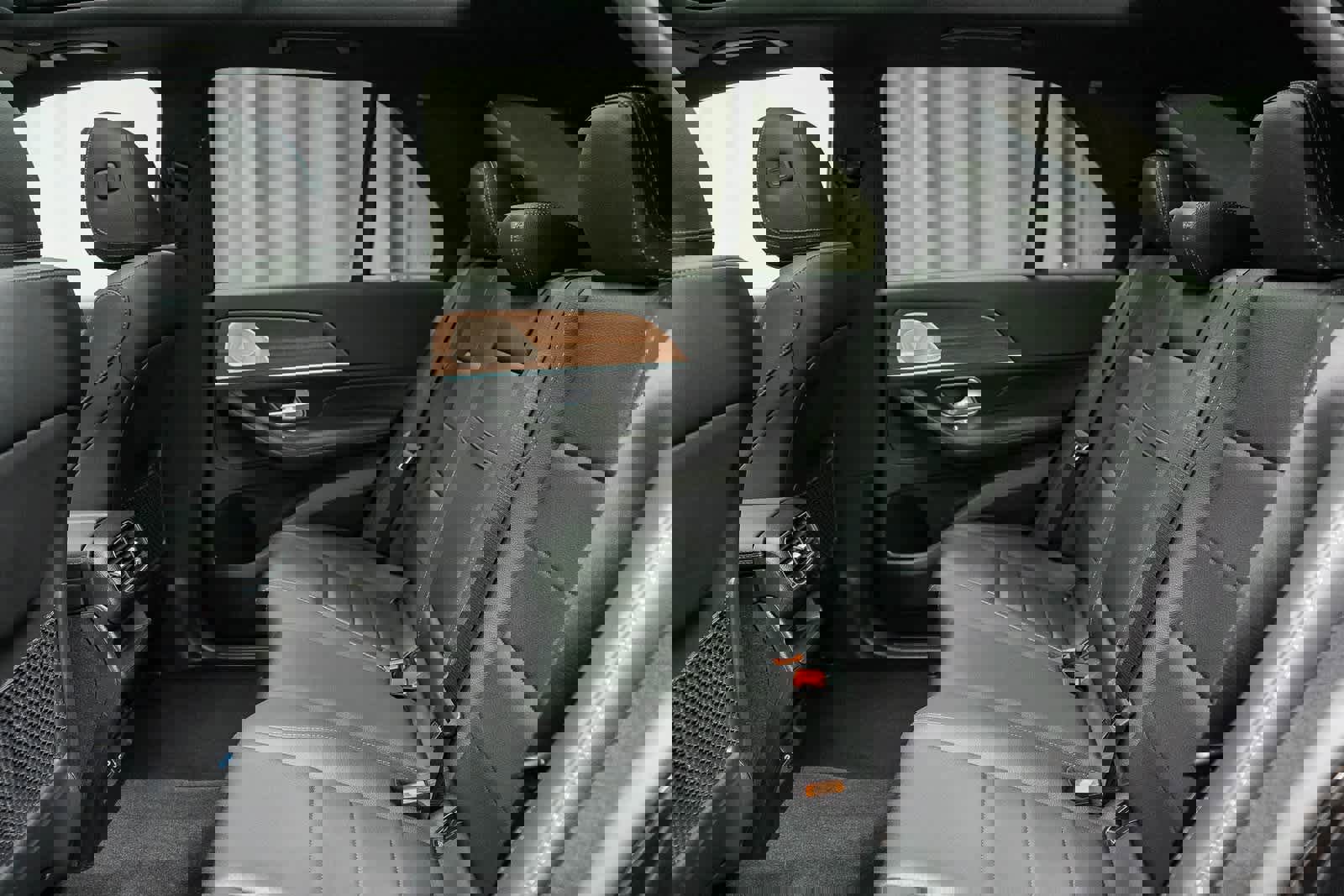 Used 2025 Mercedes-Benz GLE 450 4MATIC image 18