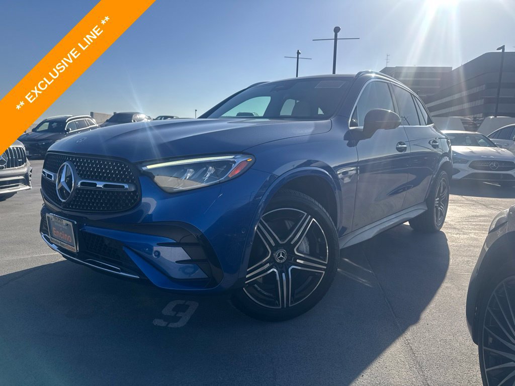 Used 2023 Mercedes-Benz GLC 300 image 1