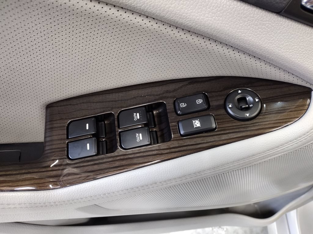 Used 2012 Kia Optima EX FWD image 19