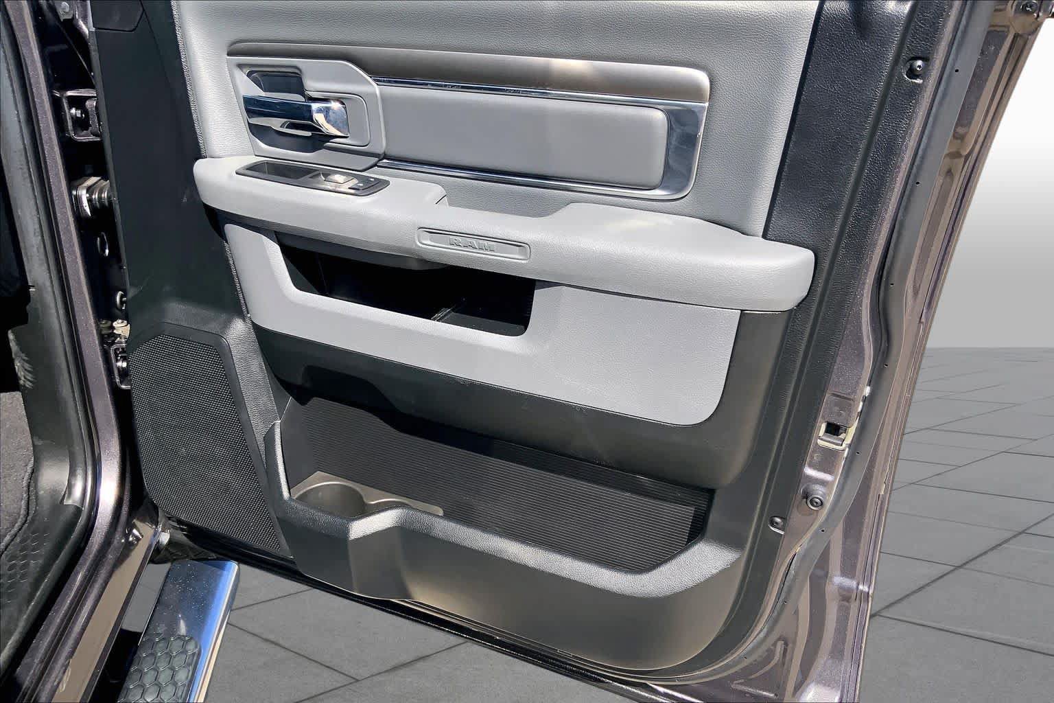 Used 2018 RAM 1500 Lone Star RWD image 23