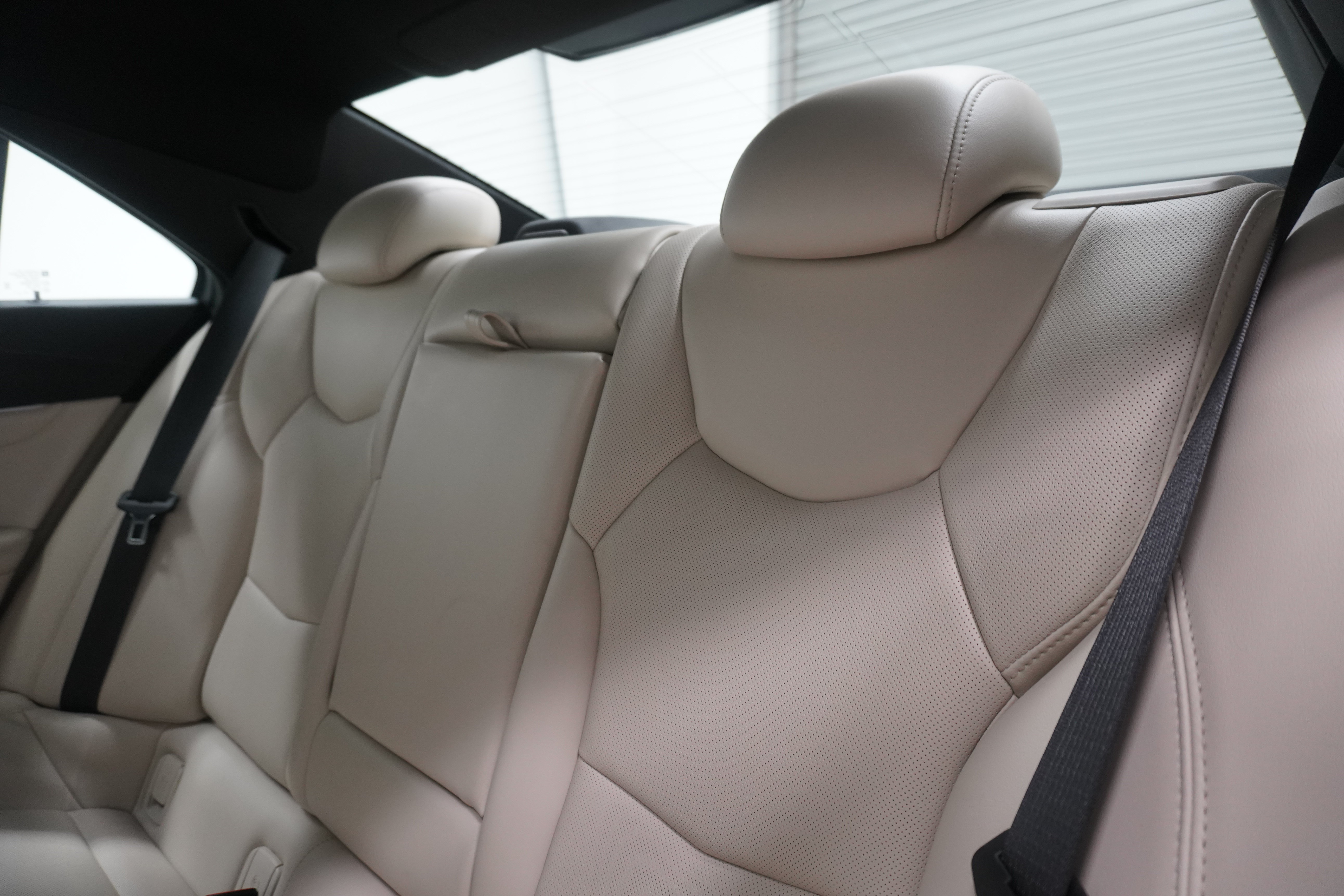 Used 2021 Cadillac CT4 Premium Luxury RWD image 12