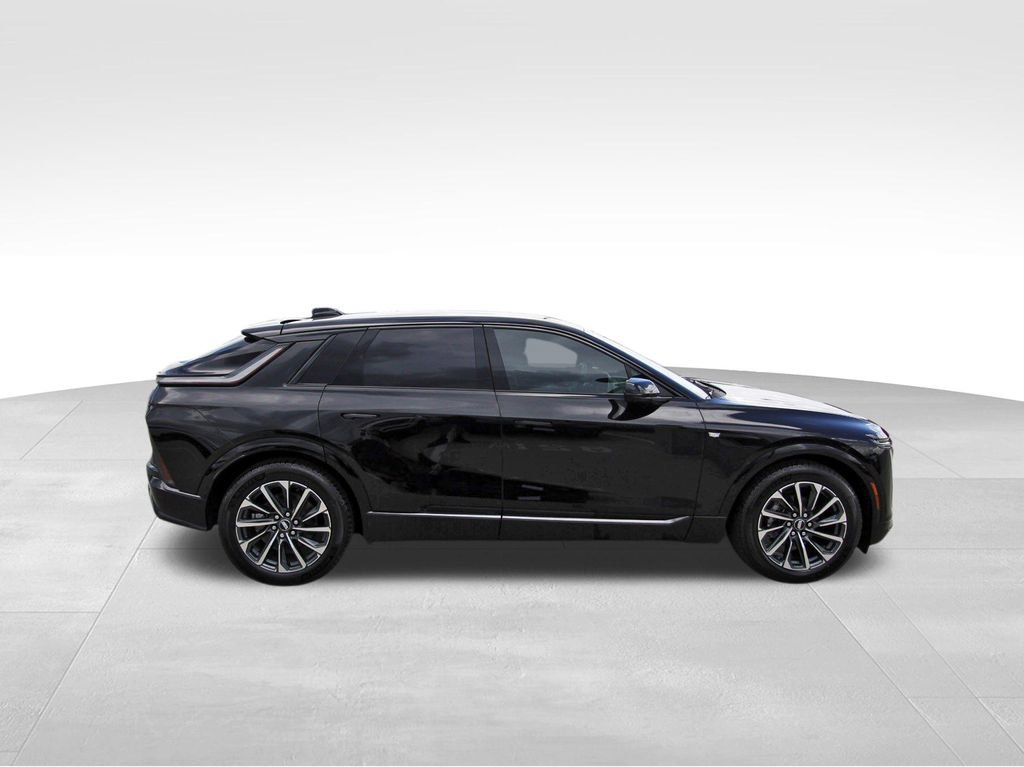 New 2027 Cadillac Lyriq Sport AWD/4WD image 5