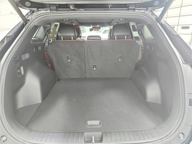 Used 2025 Kia Sportage SX image 46