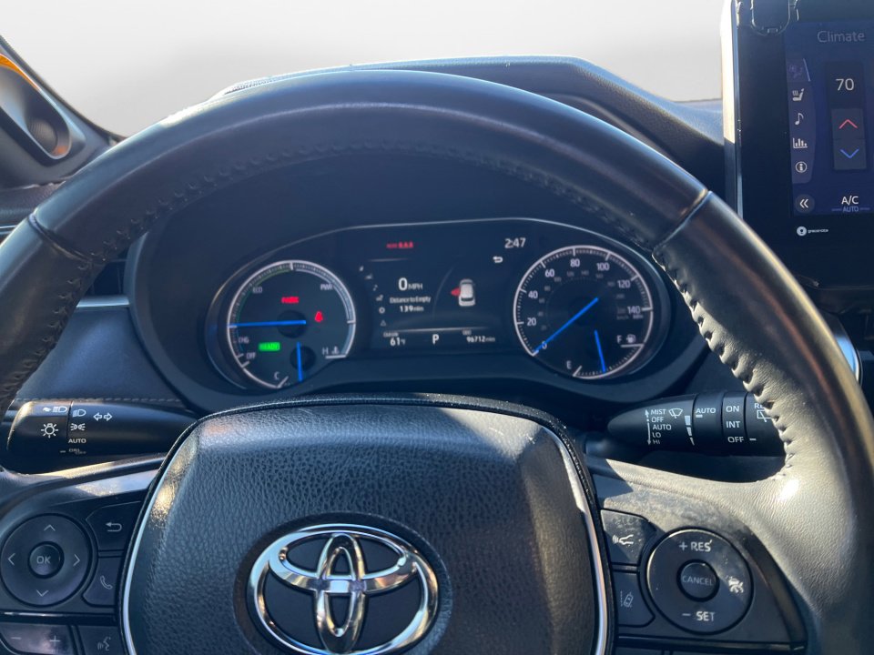 Used 2021 Toyota Venza Limited w/ Advanced Technology Package image 13