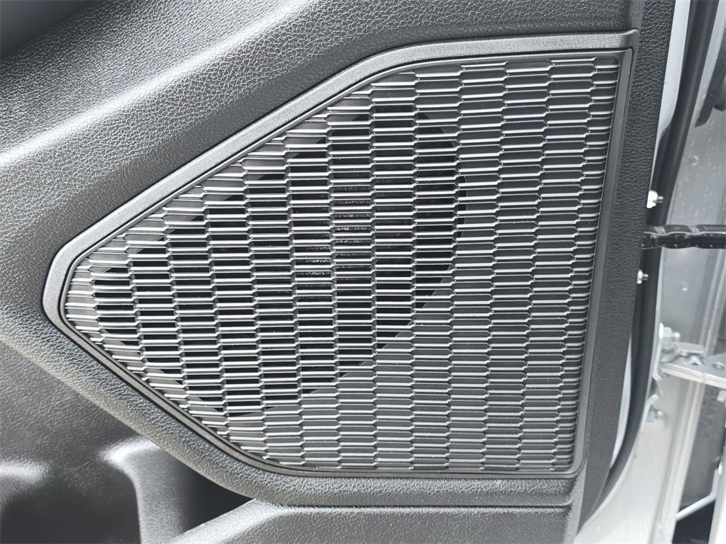 Used 2025 Jeep Grand Cherokee Limited w/ Black Appearance Package image 25