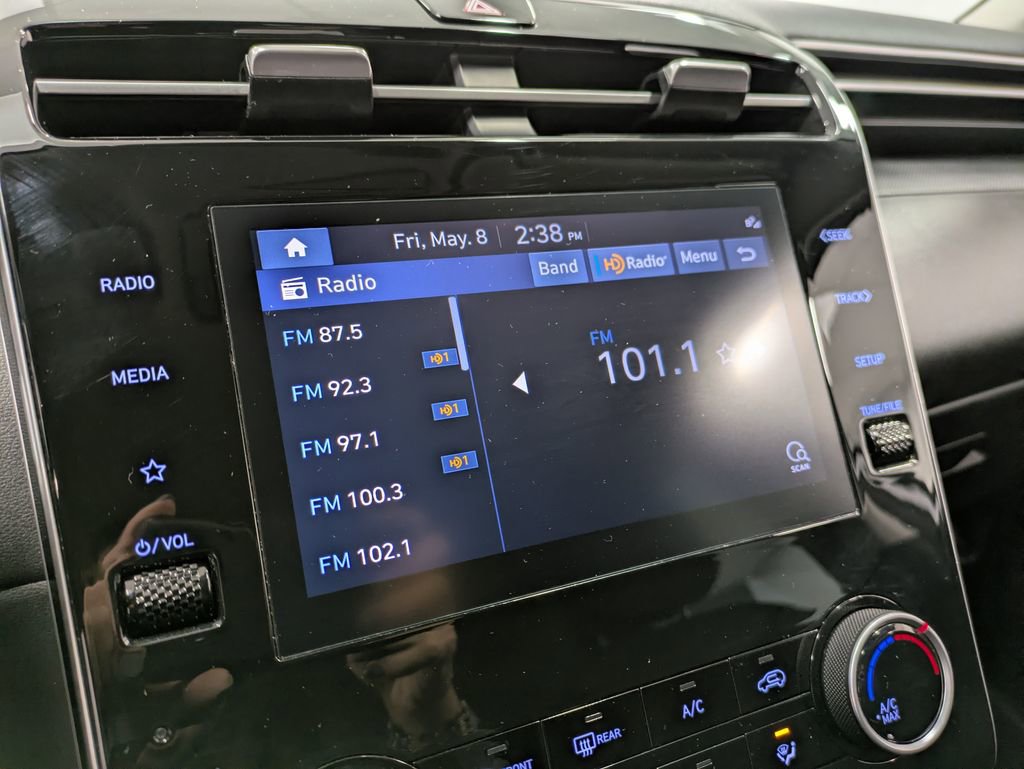 Certified 2023 Hyundai Tucson SEL AWD/4WD image 11