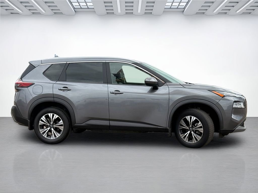 Used 2023 Nissan Rogue SV w/ SV Premium B Package FWD image 7