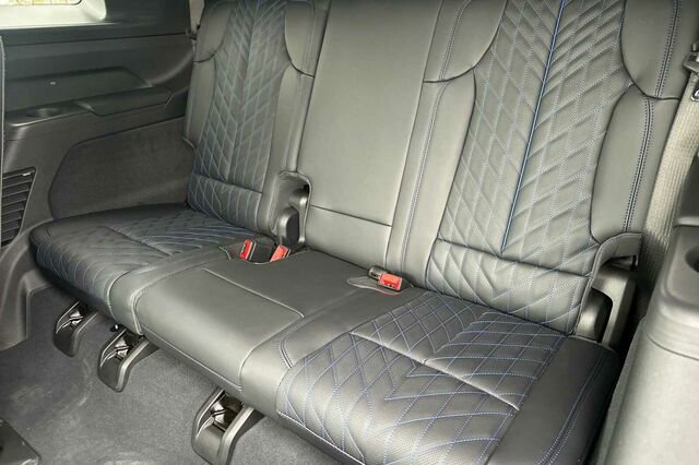 New 2025 Cadillac Escalade IQ Sport 1 w/ LPO, ONYX Package image 15