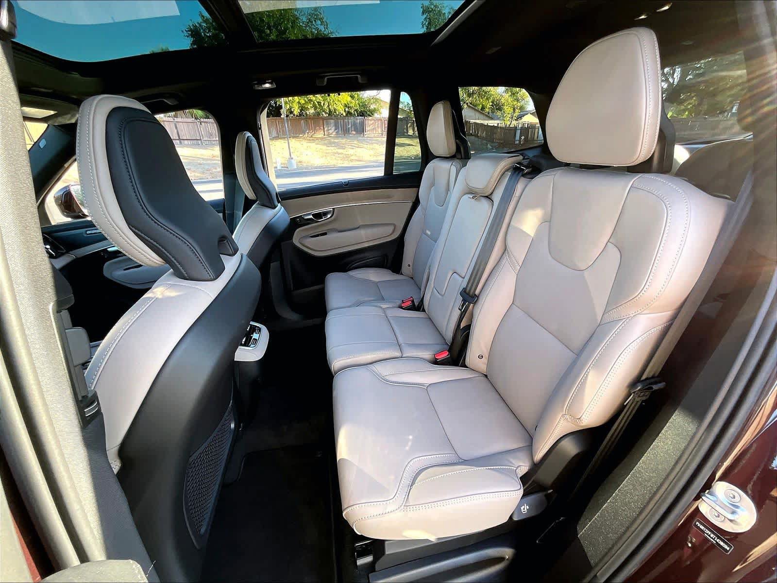 Used 2026 Volvo XC90 B5 Ultra AWD/4WD image 28