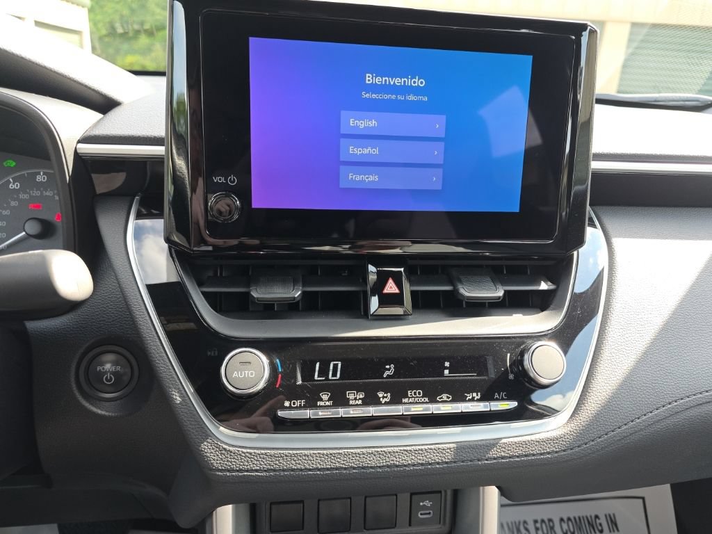 Certified 2024 Toyota Corolla Cross AWD Hybrid image 22