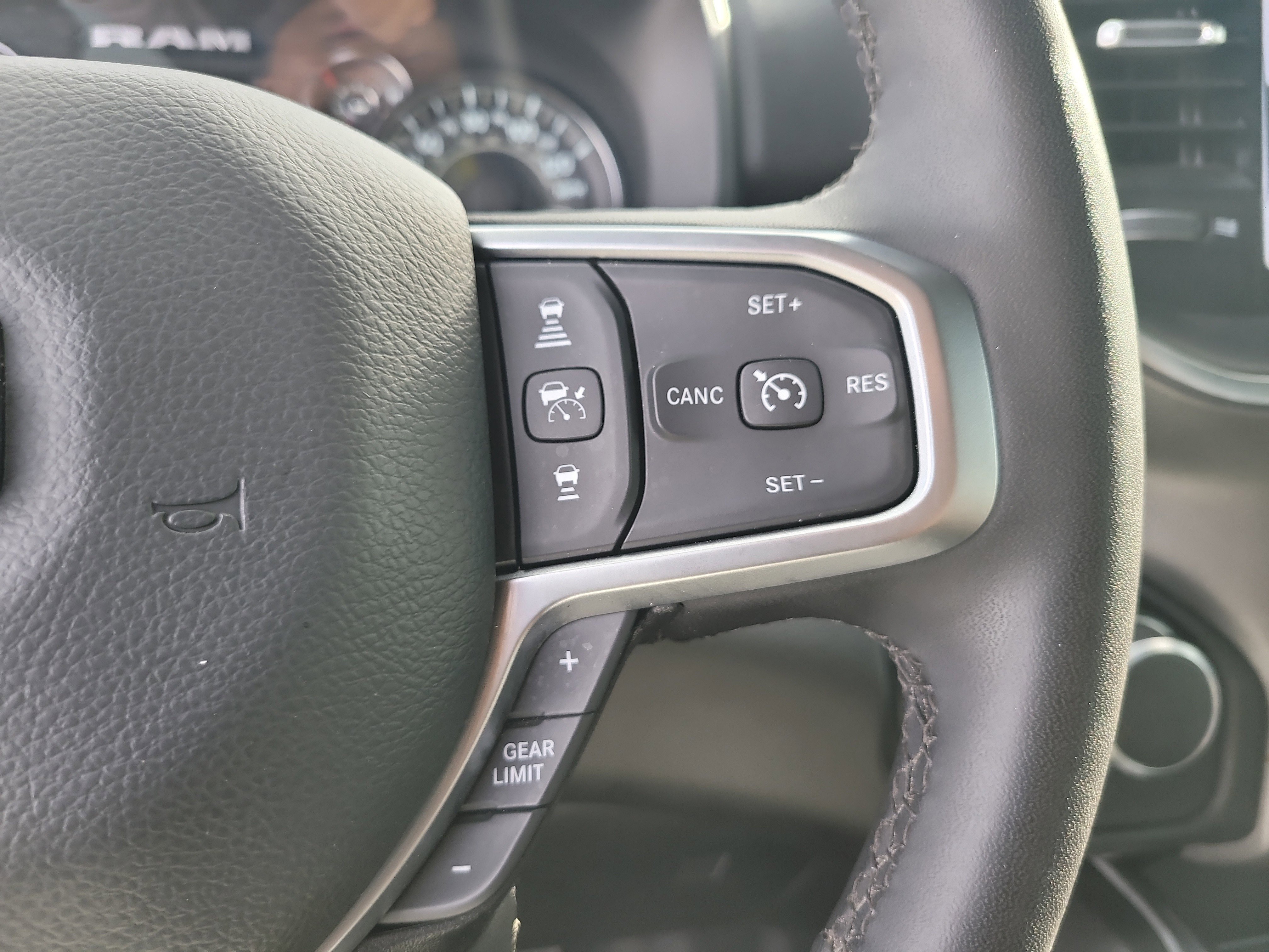 Used 2025 RAM 1500 Big Horn image 28