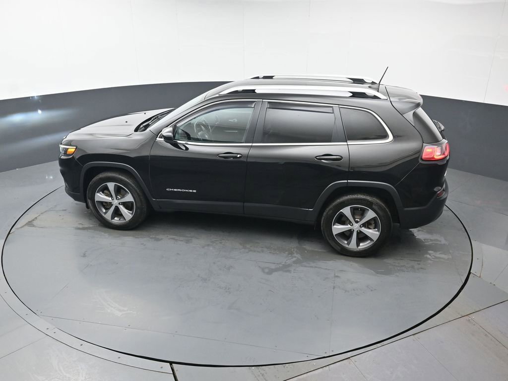 Used 2019 Jeep Cherokee Limited image 36