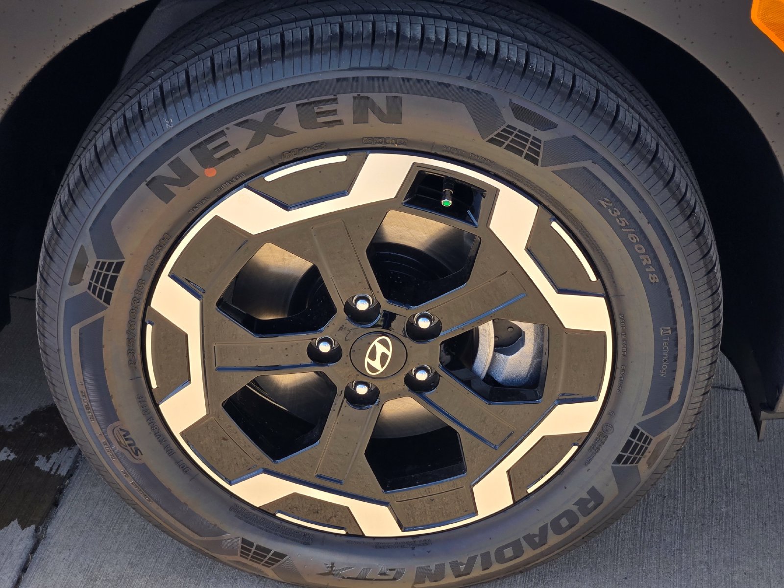 New 2027 Hyundai Santa Fe SEL FWD image 7