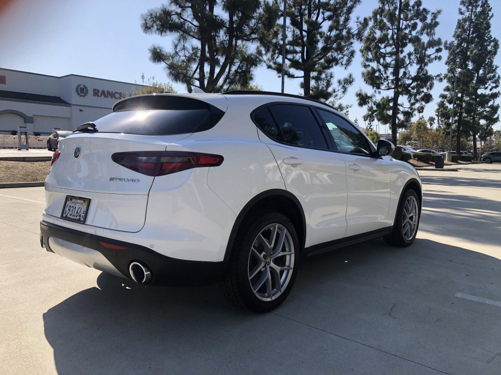 Used 2018 Alfa Romeo Stelvio Sport w/ Quick Order Package 22J Sport image 6