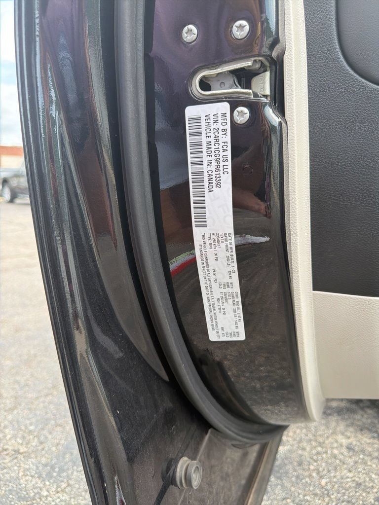 Used 2023 Chrysler Voyager LX FWD image 19