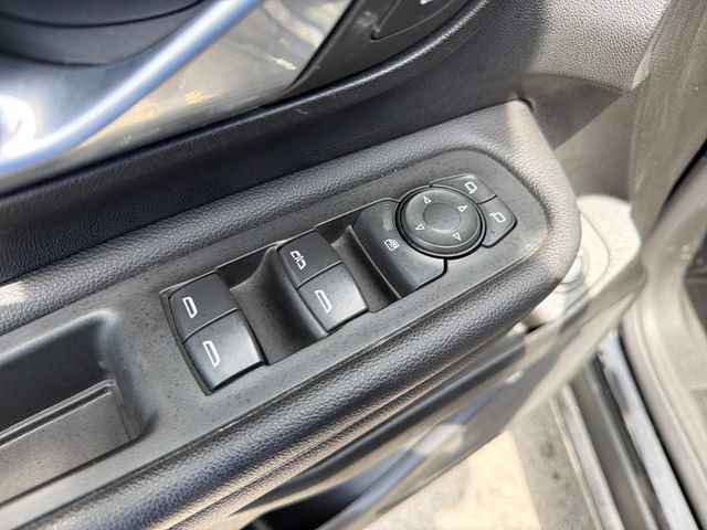 Used 2022 GMC Terrain SLE w/ Driver Convenience Package FWD image 16