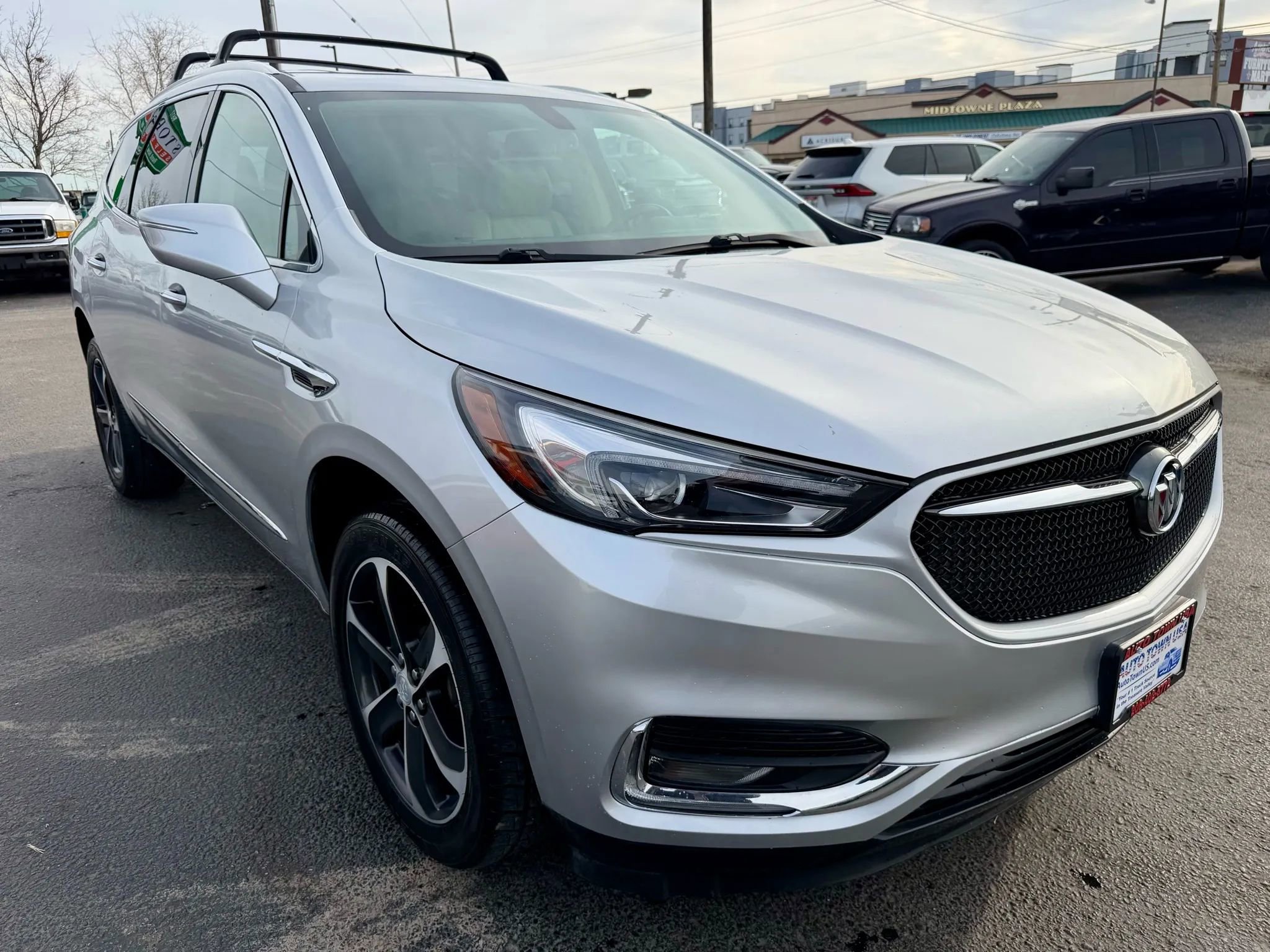 Used 2020 Buick Enclave Essence w/ Sport Touring Edition image 7