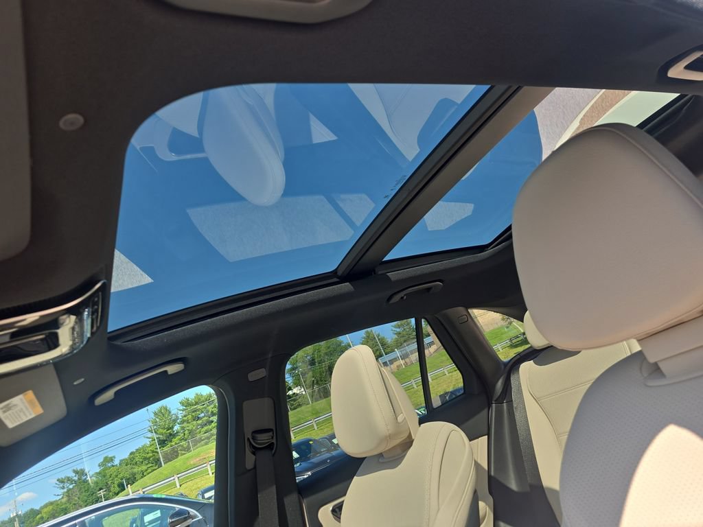 New 2026 Mercedes-Benz GLC 300 4MATIC image 21