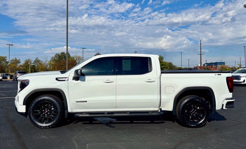 Used 2024 GMC Sierra 1500 Elevation w/ X31 Off-Road Package AWD/4WD image 4