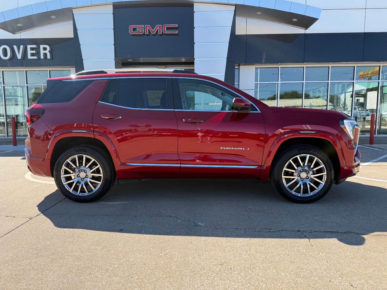 New 2026 GMC Terrain Denali w/ LPO, Floor Liner Package image 3