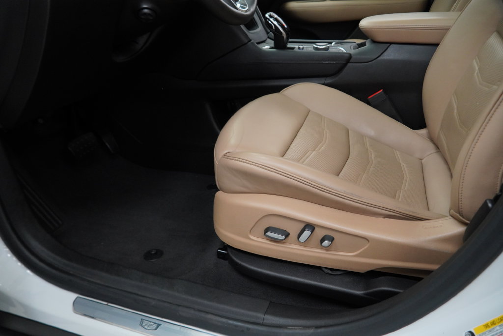 Used 2020 Cadillac XT6 Premium Luxury w/ Platinum Package FWD image 36
