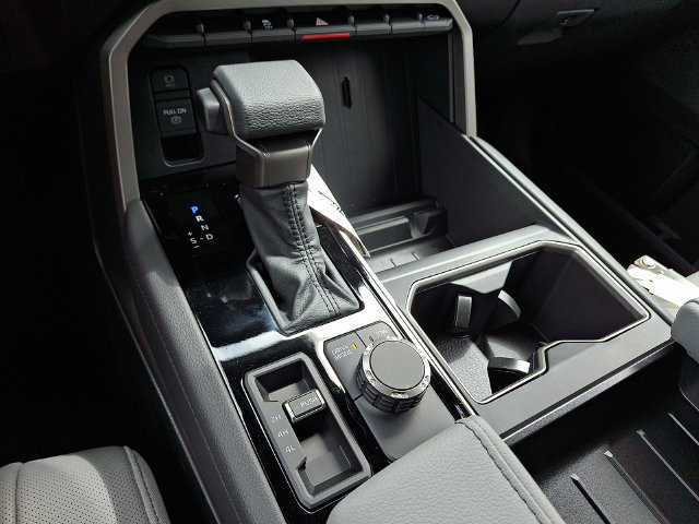 New 2026 Toyota Tundra Limited AWD/4WD image 7