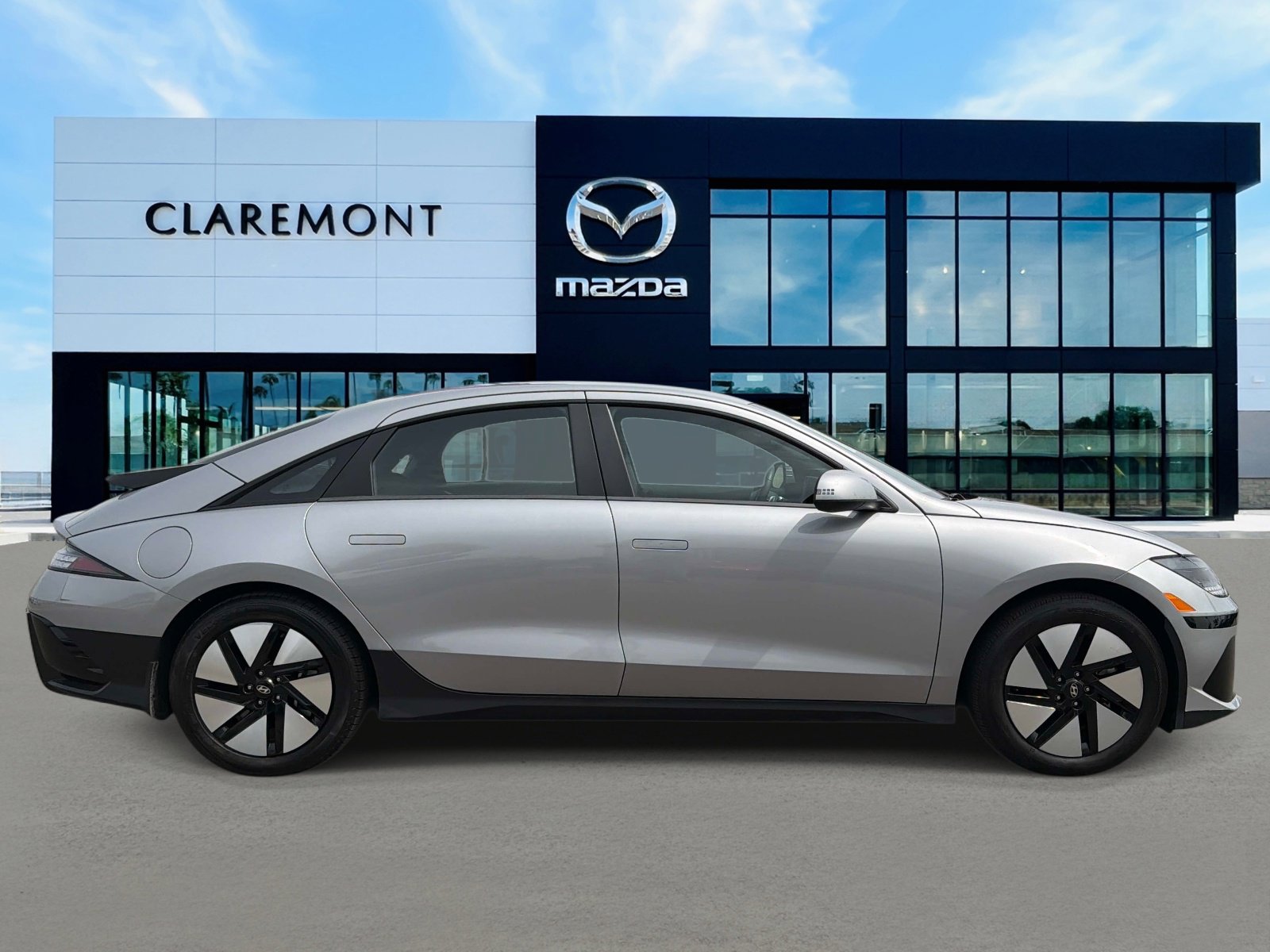 Used 2023 Hyundai Ioniq 6 SE image 4