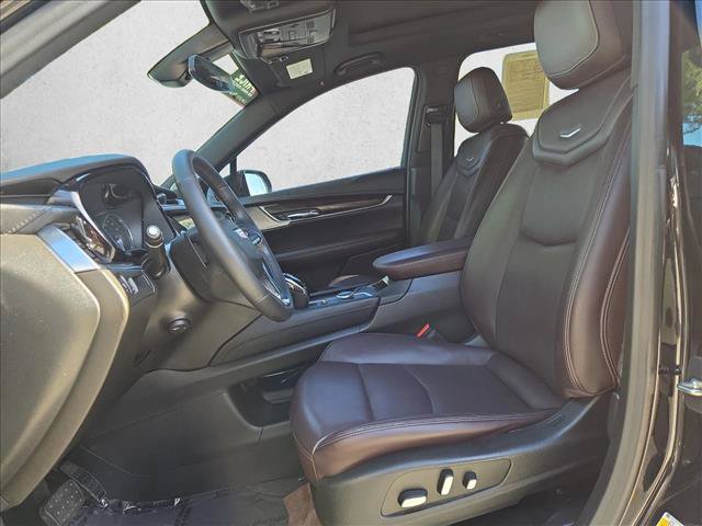 Used 2021 Cadillac XT6 Premium Luxury FWD image 17