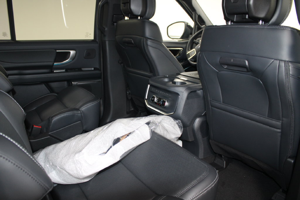 New 2027 Ford Expedition Max Platinum w/ Stealth Appearance Package AWD/4WD image 27