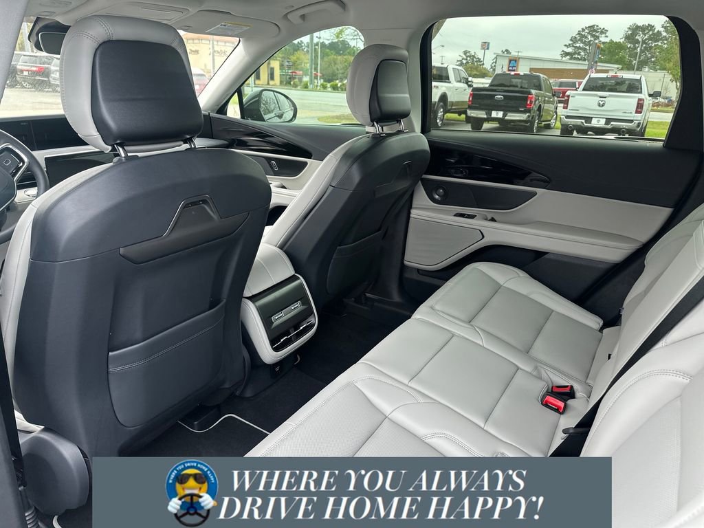 New 2026 Lincoln Nautilus Premier w/ Equipment Group 102A image 22