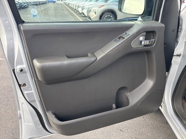 Used 2011 Suzuki Equator Sport image 12
