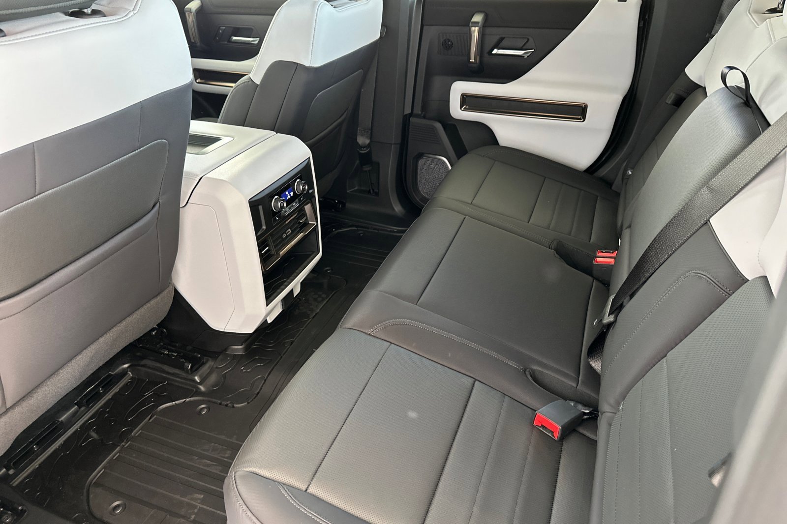 New 2025 GMC Hummer EV 3X image 13