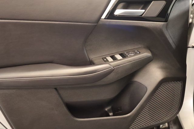 Used 2024 Mitsubishi Outlander SE AWD/4WD image 9