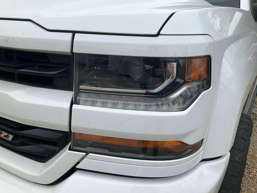 Used 2017 Chevrolet Silverado 1500 LT w/ All Star Edition image 9