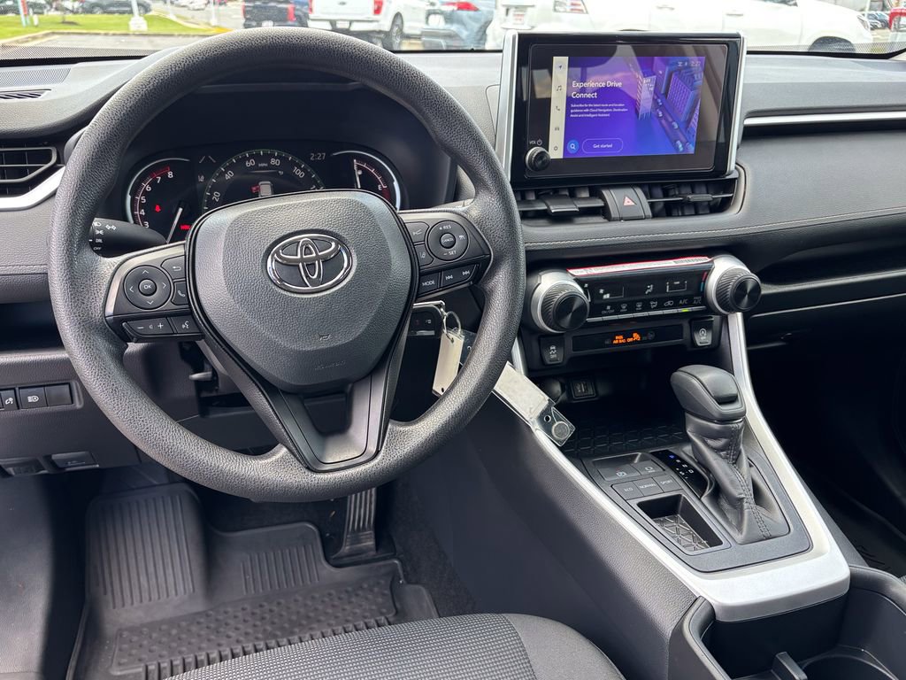 Certified 2025 Toyota RAV4 LE FWD image 21