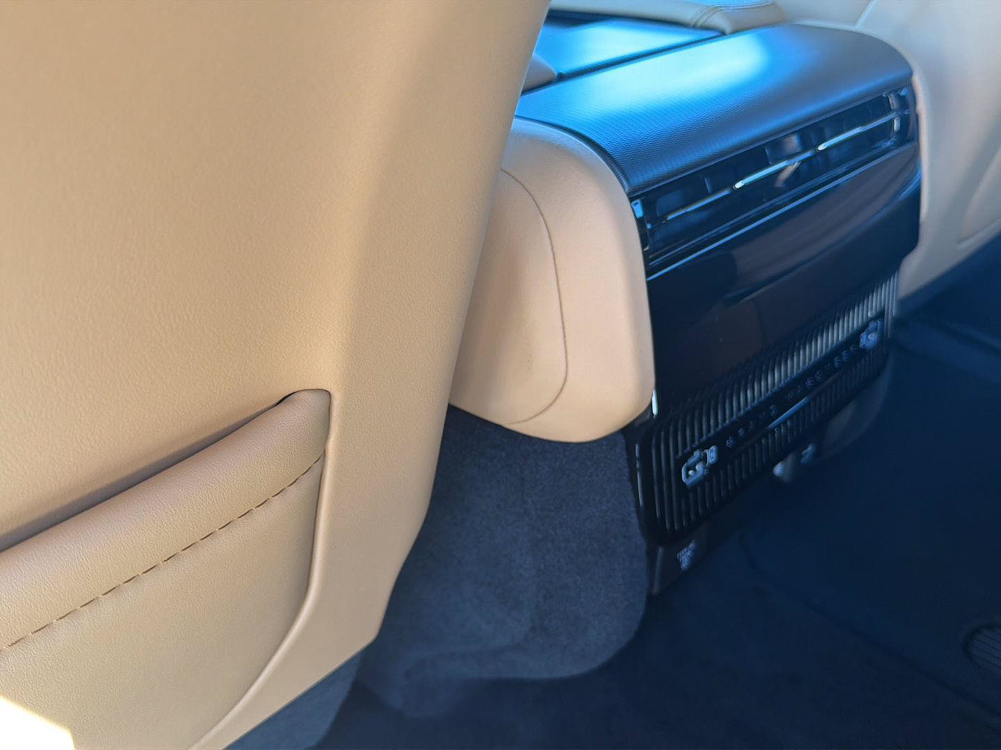 New 2026 Jeep Grand Wagoneer L Summit AWD/4WD image 28