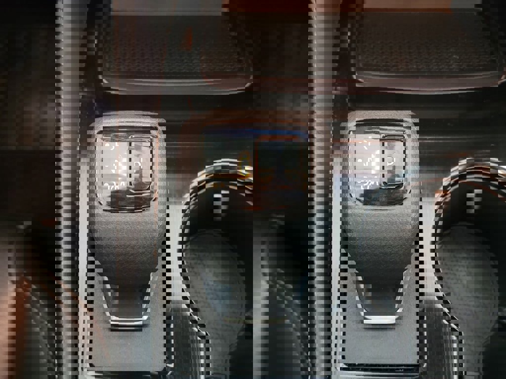 Used 2023 Nissan Rogue SL w/ SL Premium Package image 18