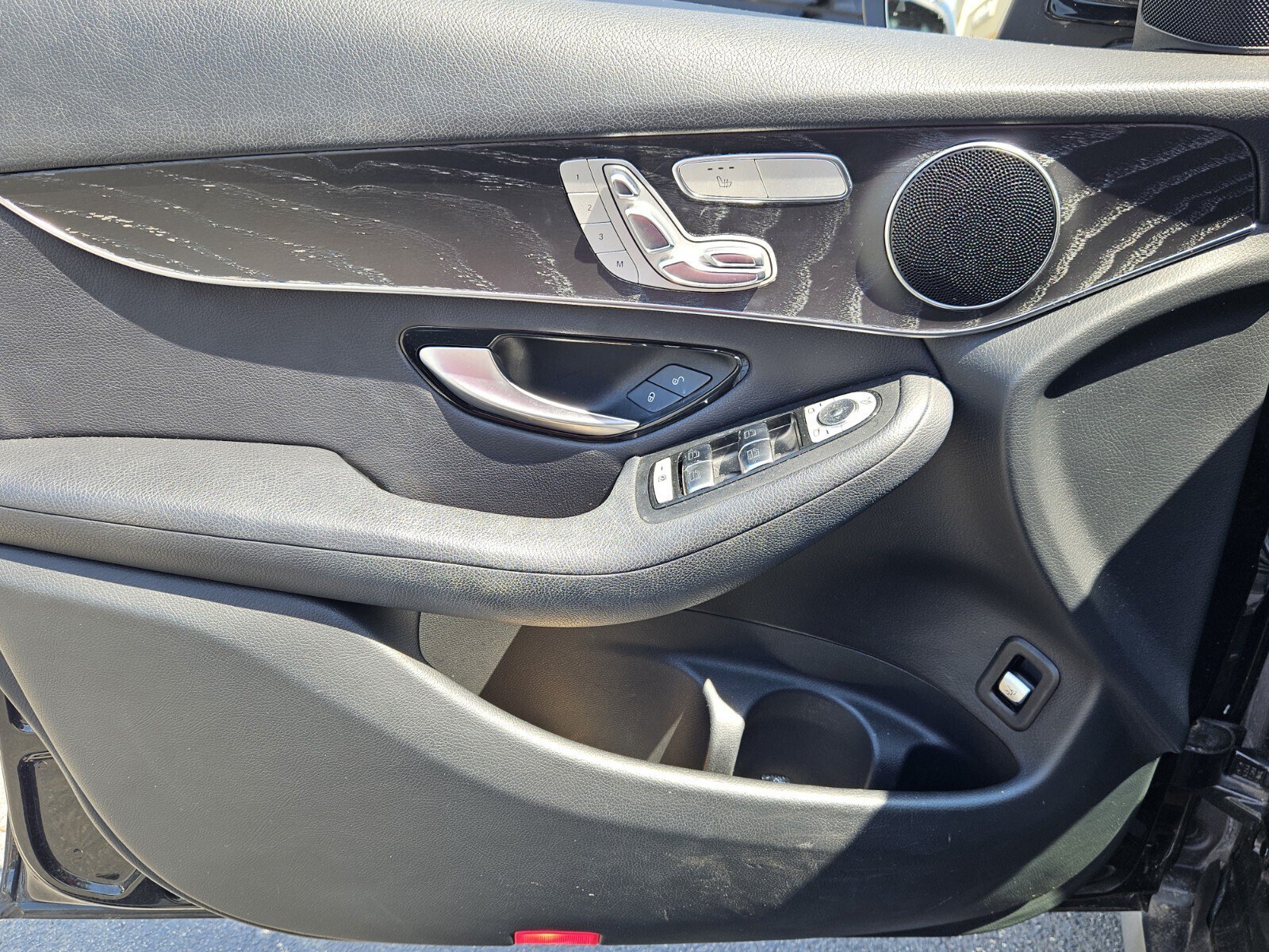 Used 2018 Mercedes-Benz GLC 300 image 15