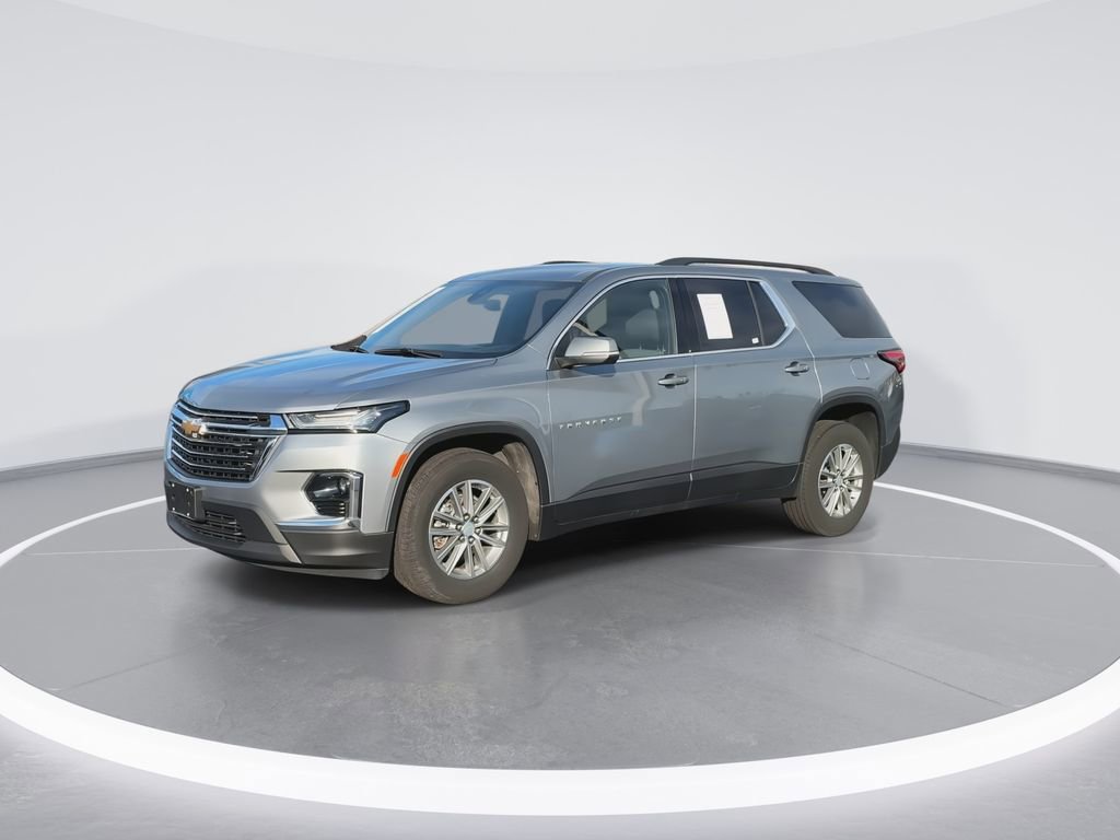Used 2023 Chevrolet Traverse LT image 4