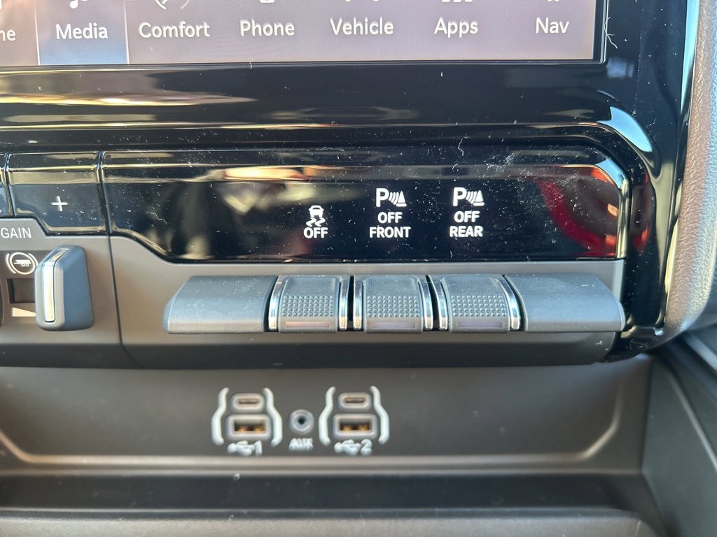 New 2026 RAM 1500 4x4 Crew Cab image 28