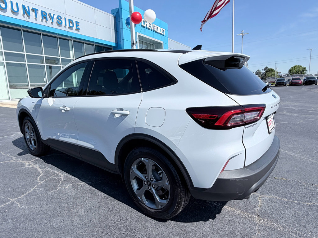 Used 2026 Ford Escape ST-Line FWD image 7