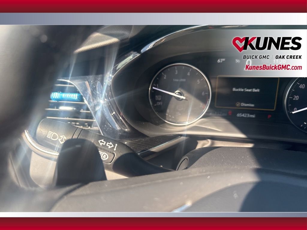 Used 2023 Buick Envision Essence image 28