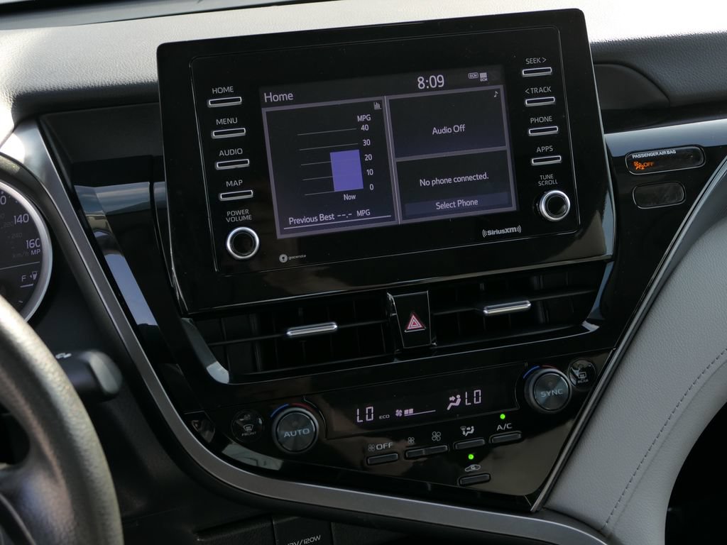 Used 2022 Toyota Camry LE w/ Carpet Mat Package (TMS) FWD image 20