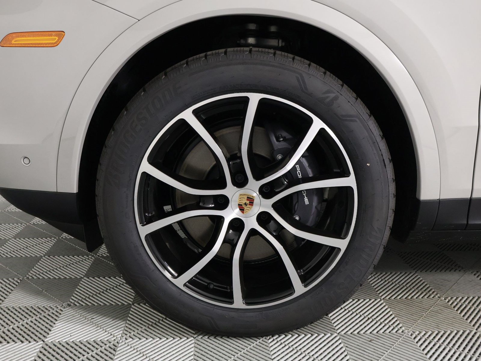 New 2026 Porsche Cayenne AWD/4WD image 16